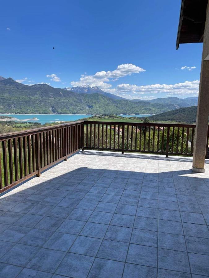 Appartement T3 Avec Vue Sur Le Lac ชอร์จส์ ภายนอก รูปภาพ