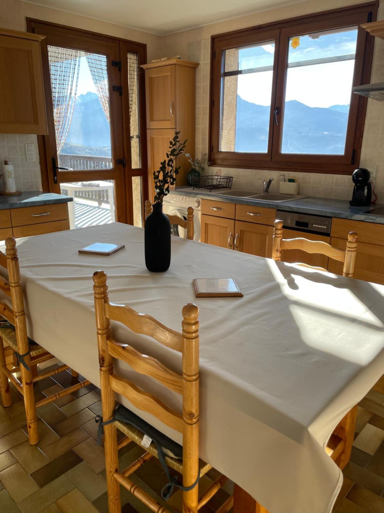 Appartement T3 Avec Vue Sur Le Lac ชอร์จส์ ภายนอก รูปภาพ